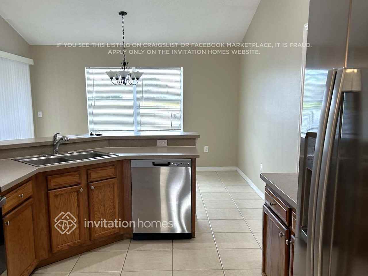 4514 33rd Ct E - Photo 5 of 19