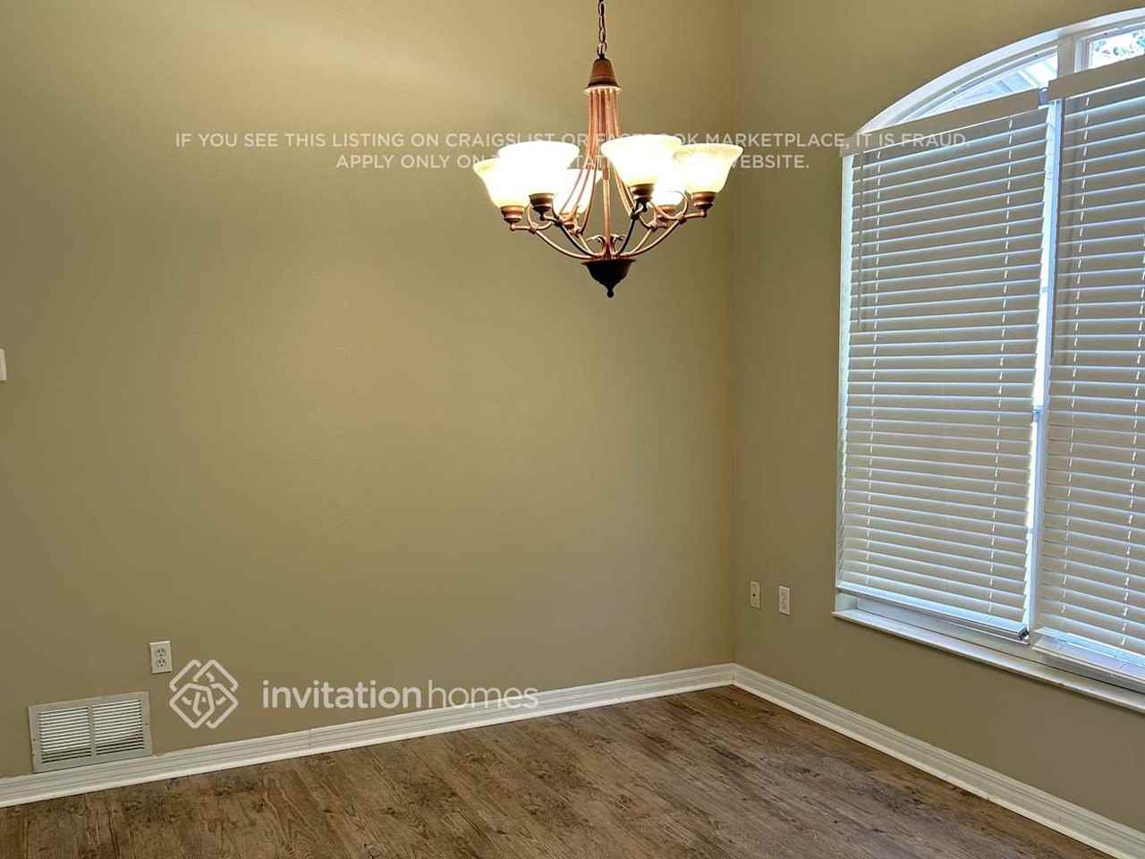 4514 33rd Ct E - Photo 7 of 19