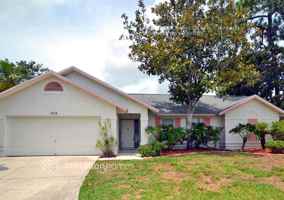 featured image of 7115 Queen Palm Cir