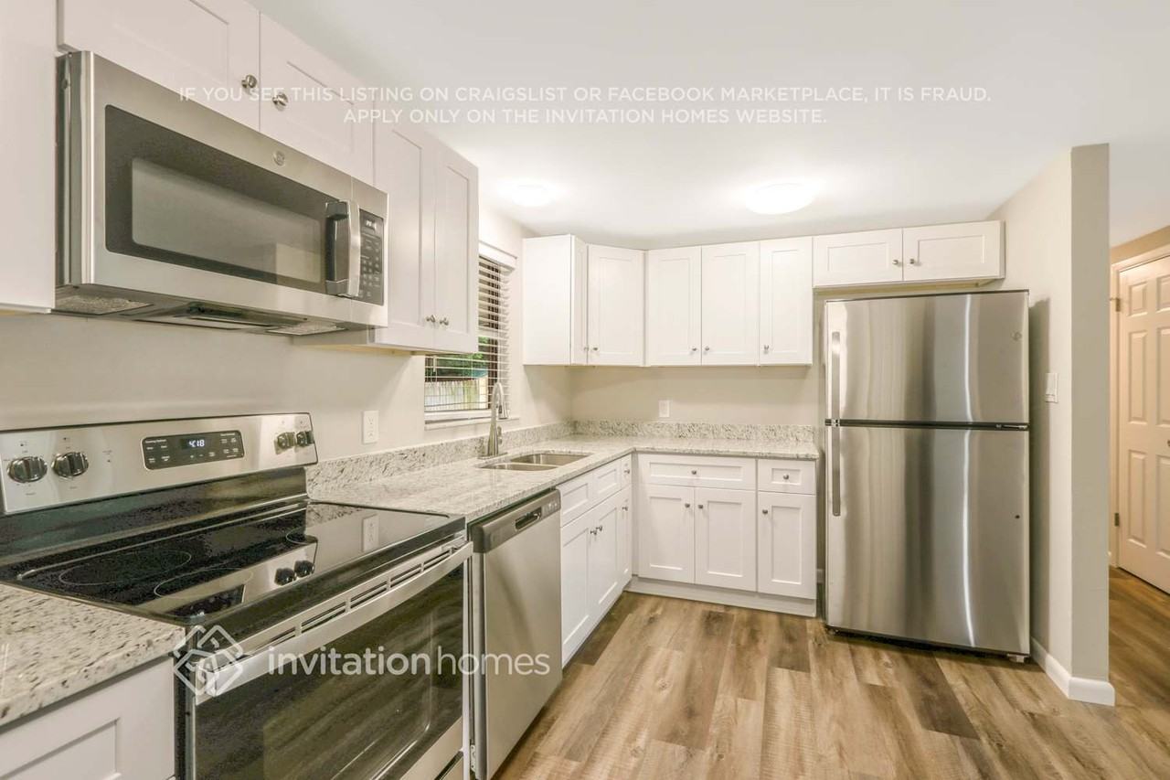 210 Paka Ct - Photo 6 of 31