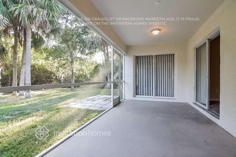 6915 Glacier Ave - Photo 3 of 4