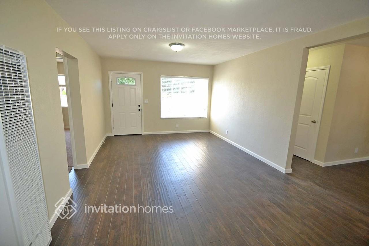 13946 Terra Bella St - Photo 2 of 9