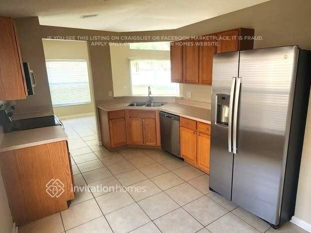 10616 Egret Haven Ln - Photo 3 of 7