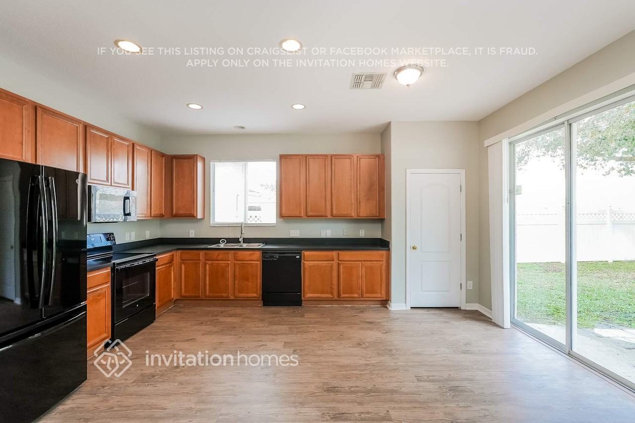 26951 Stillbrook Dr - Photo 5 of 18