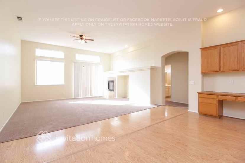 2720 S Cherry Ave - Photo 3 of 17