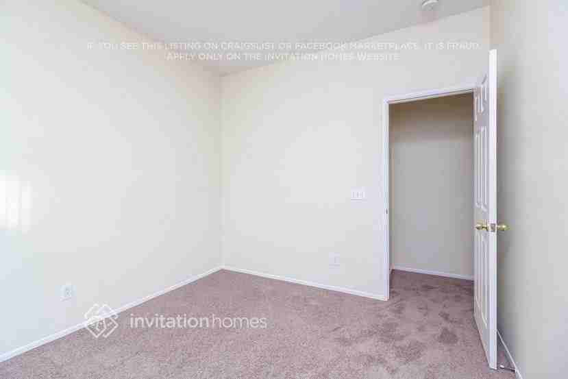 2720 S Cherry Ave - Photo 6 of 17