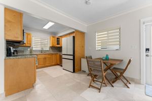 featured image of 1203 Hillsboro Mile #7B