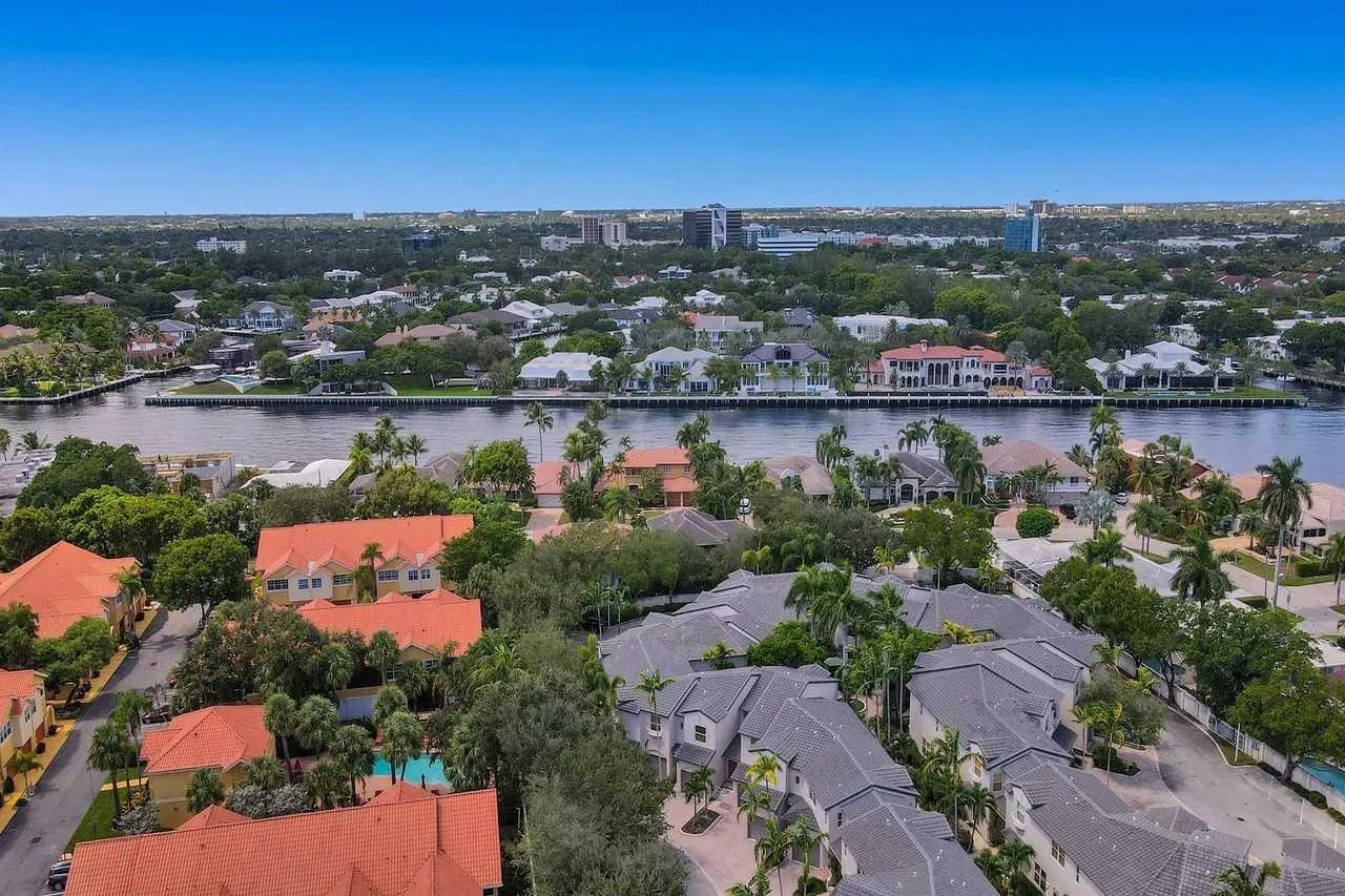 1900 Oceanwalk Ln #115 - Photo 4 of 37