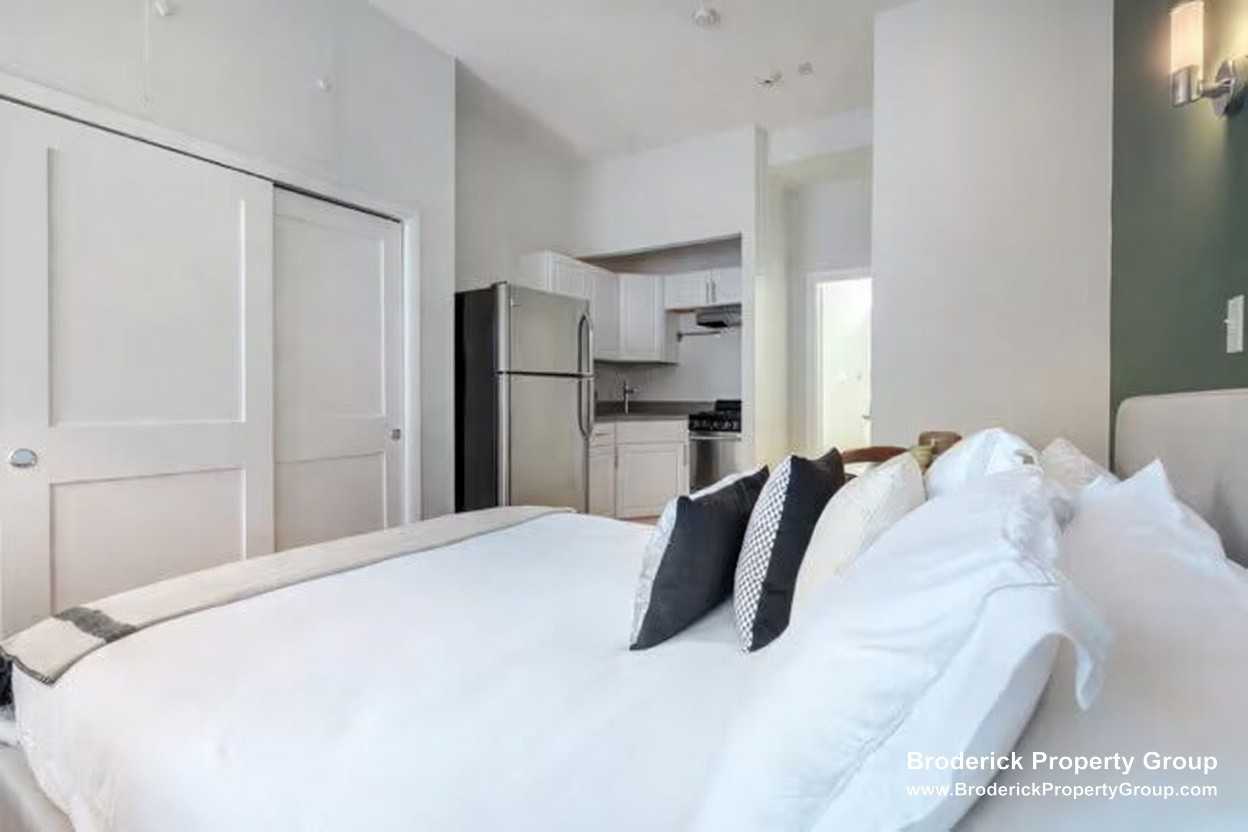 179 Saint Botolph St #4 - Photo 4 of 8