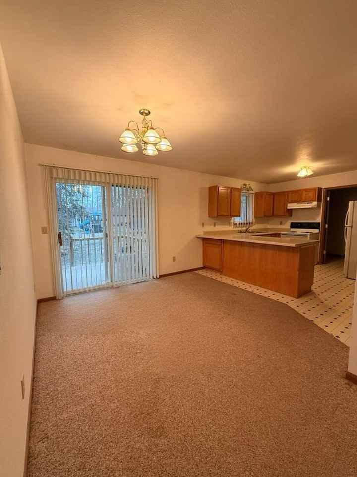 6429 Ryland Ave - Photo 3 of 8