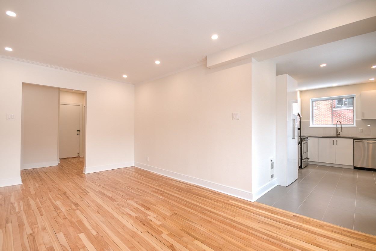 2120 Van Horne - Douek.ca - Photo 6 of 24