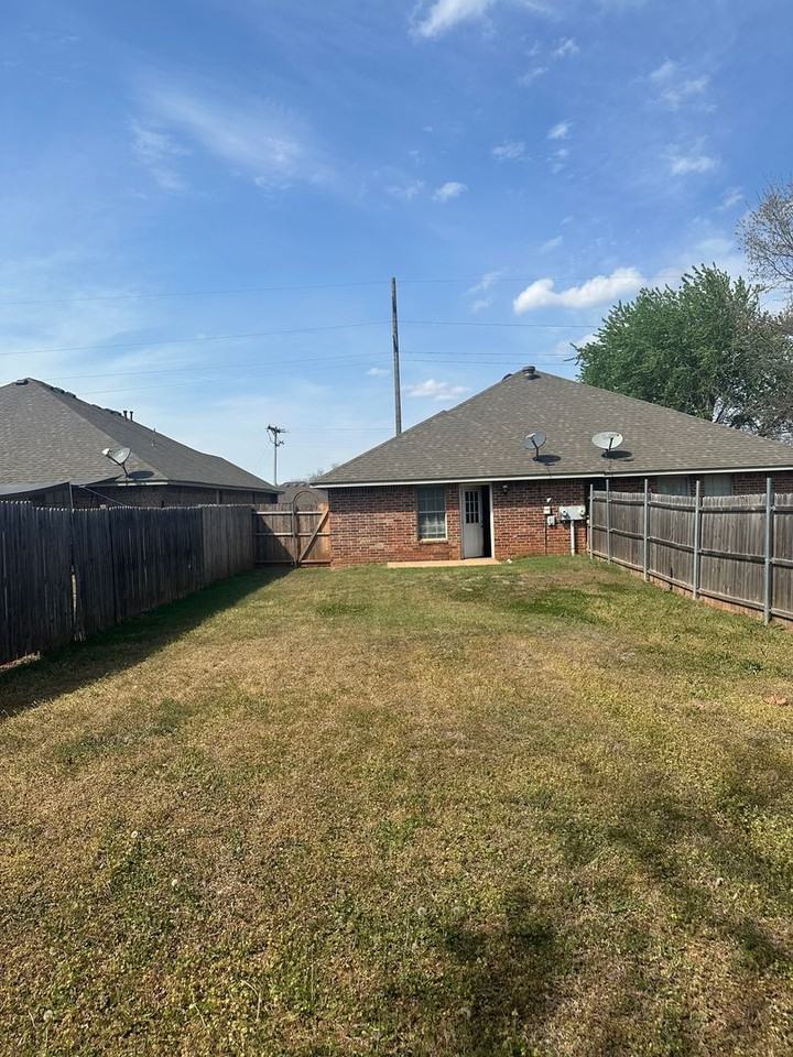 316 Woodbriar - Photo 7 of 13