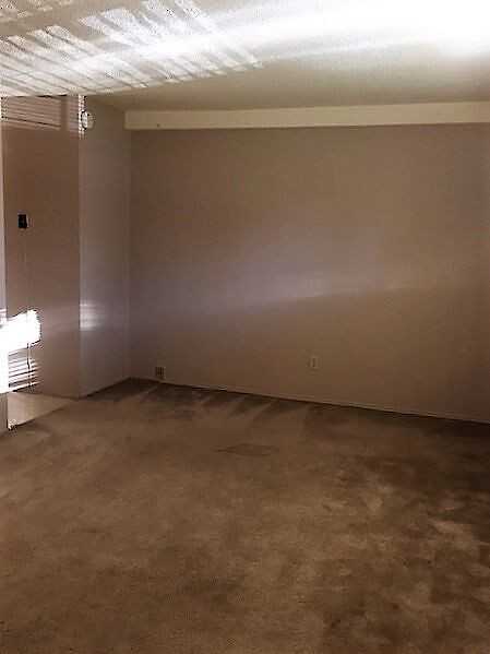 2519 17 Street Southwest - Photo 7 of 9