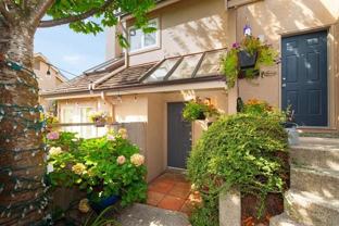 The Lamplighter - Photo 1 of 1