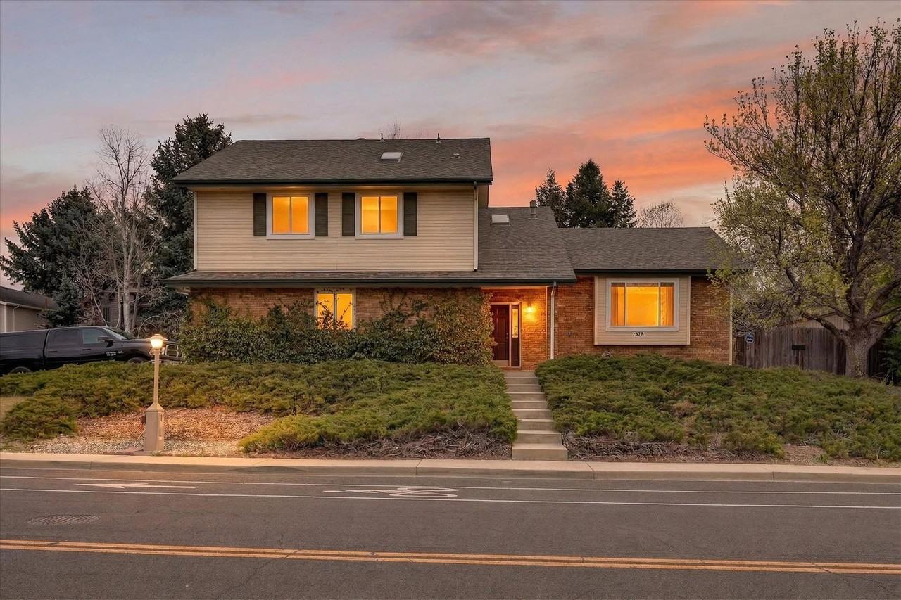 1818 Lashley St - Photo 2 of 50