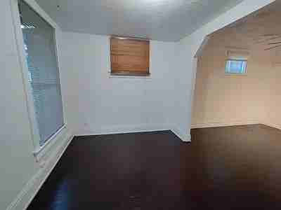 947 Osage Avenue - Photo 4 of 7