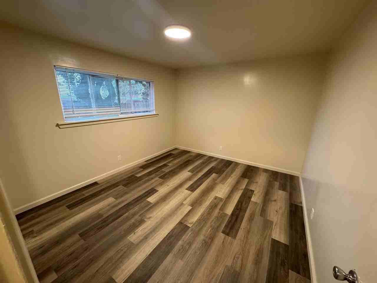 419 - 67 N. Jackson Avenue - Photo 4 of 4