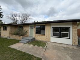 featured image of 702 S 1st St