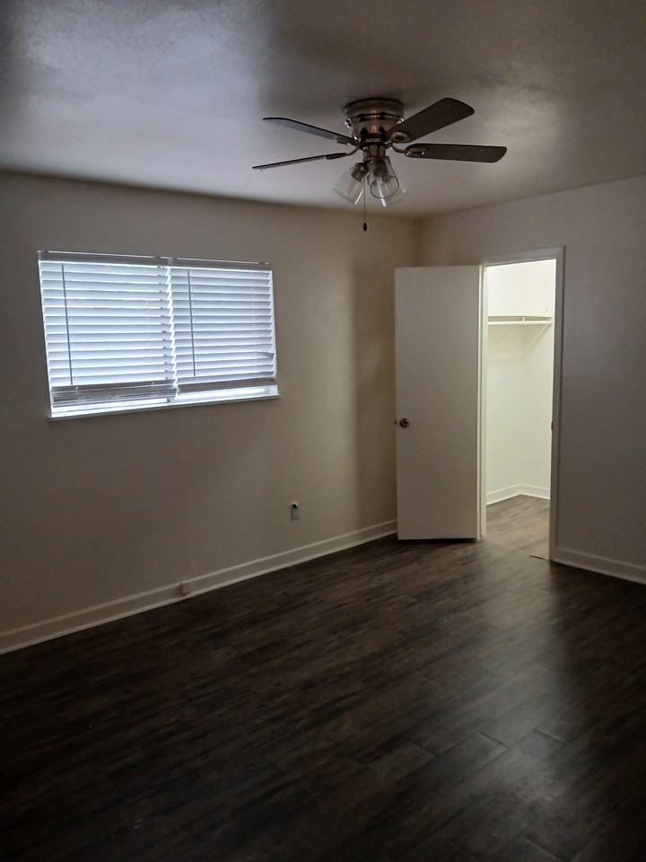 240 Indiana Ave #244A - Photo 4 of 13