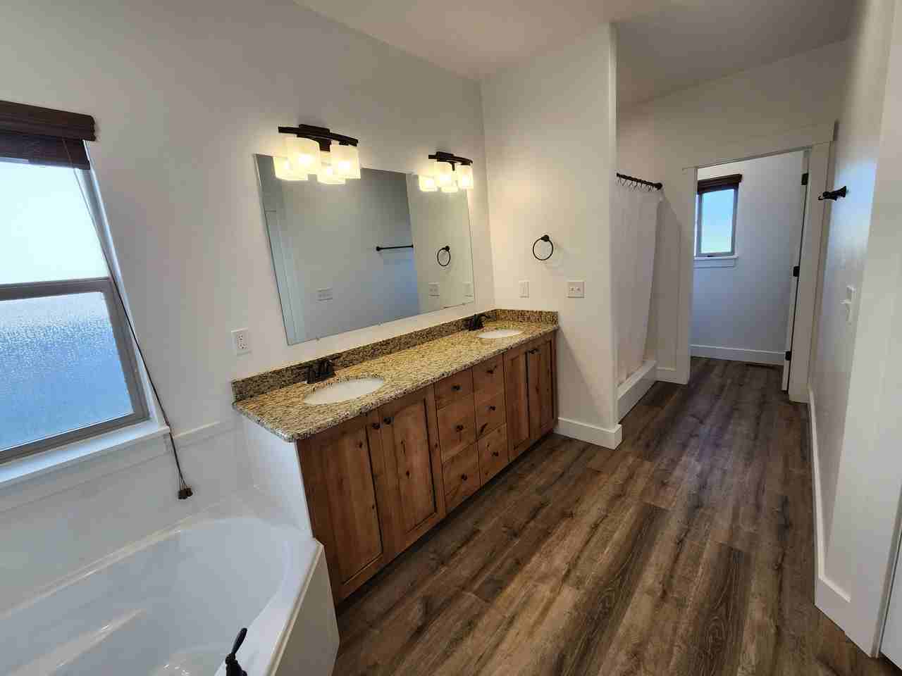 337 E Eagle Way - Photo 6 of 11