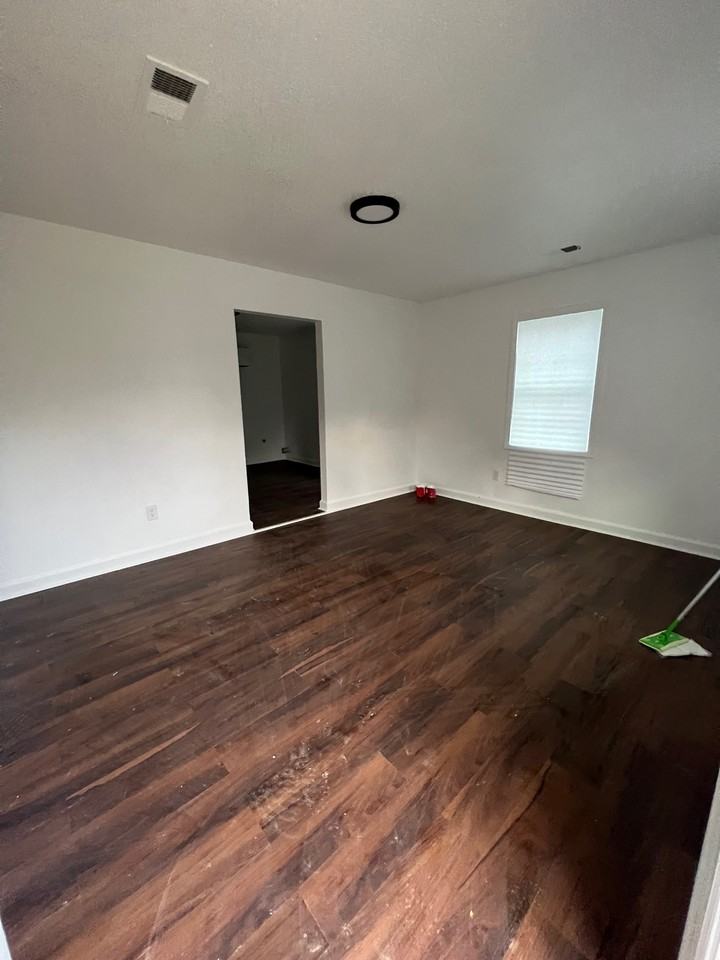 388 Fitzgerald Dr - Photo 4 of 7