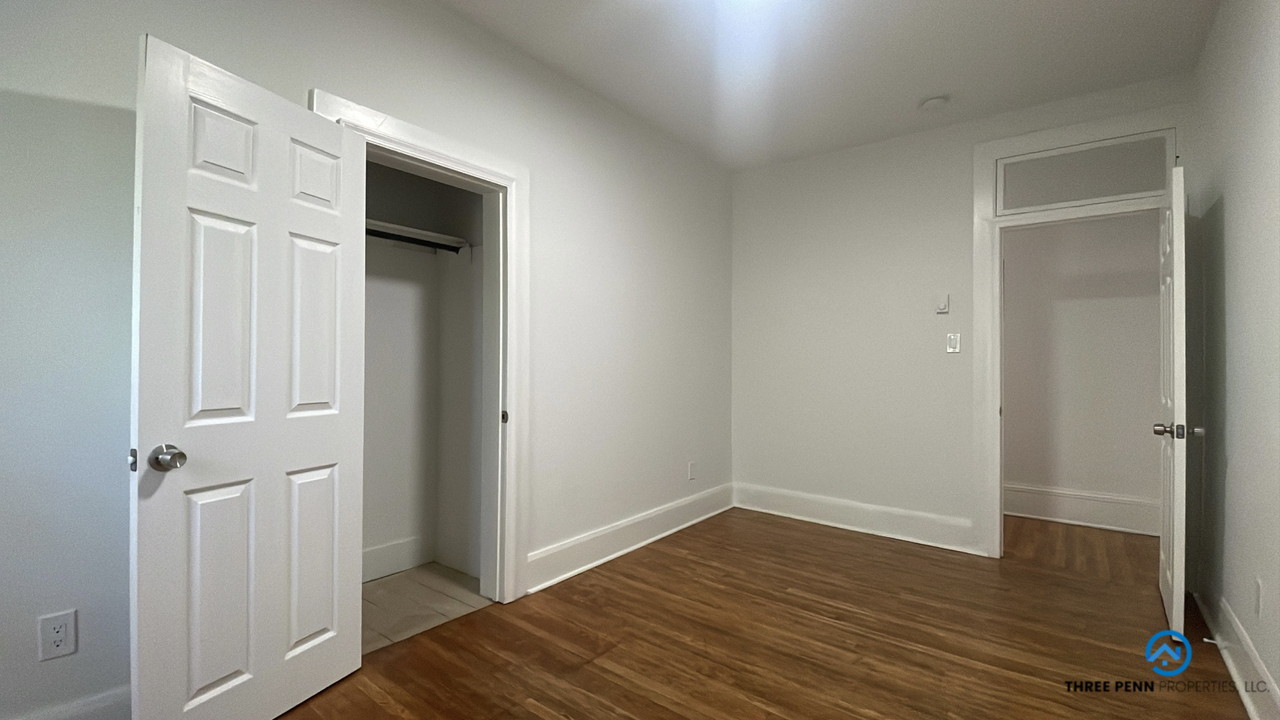 100 Broad St #B - Photo 3 of 19