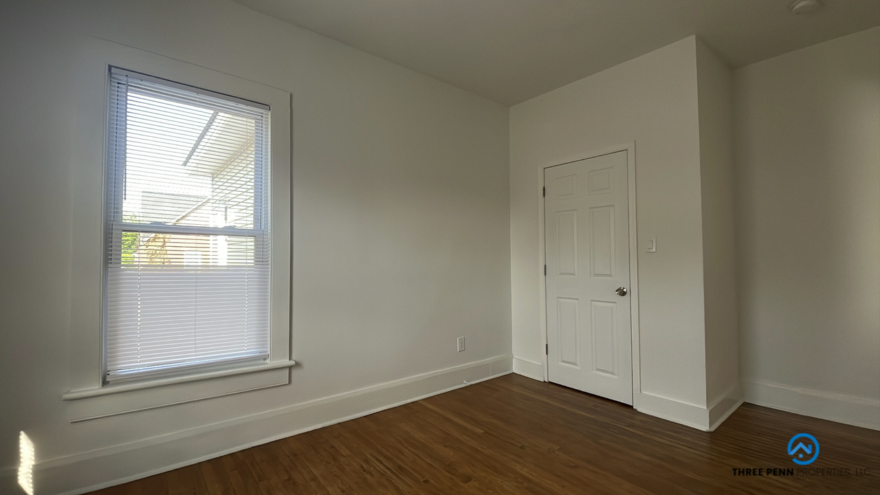 100 Broad St #B - Photo 6 of 19