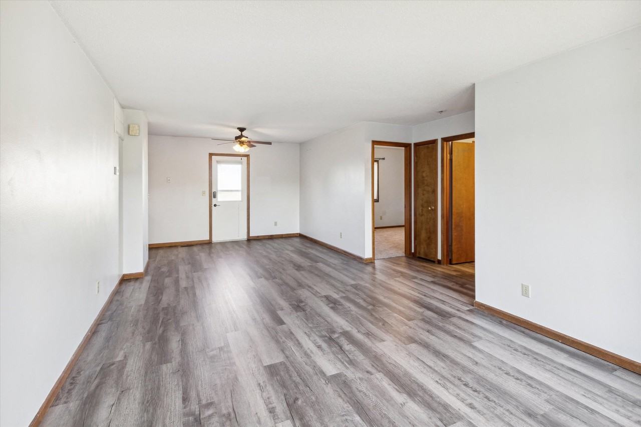 3436 S East St - Photo 4 of 5