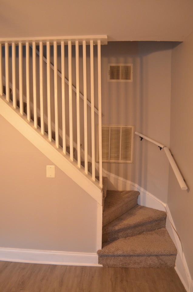 2705 Round Rd - Photo 3 of 24