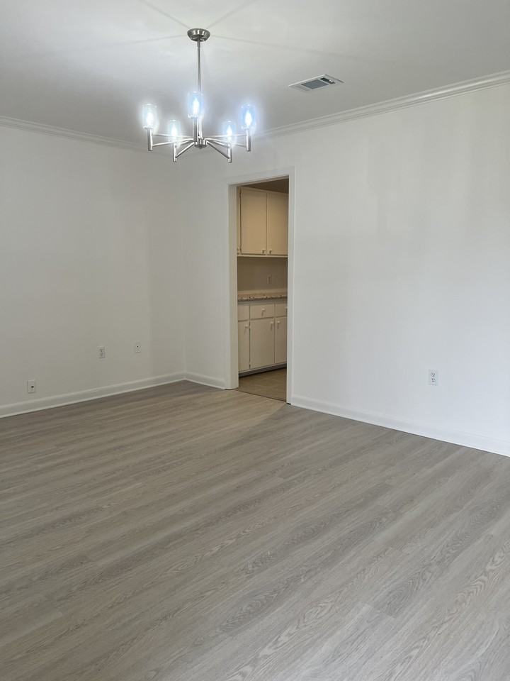 1756 Denver Dr - Photo 3 of 21