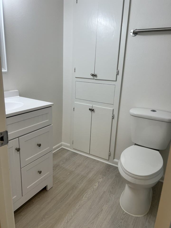 1756 Denver Dr - Photo 5 of 21