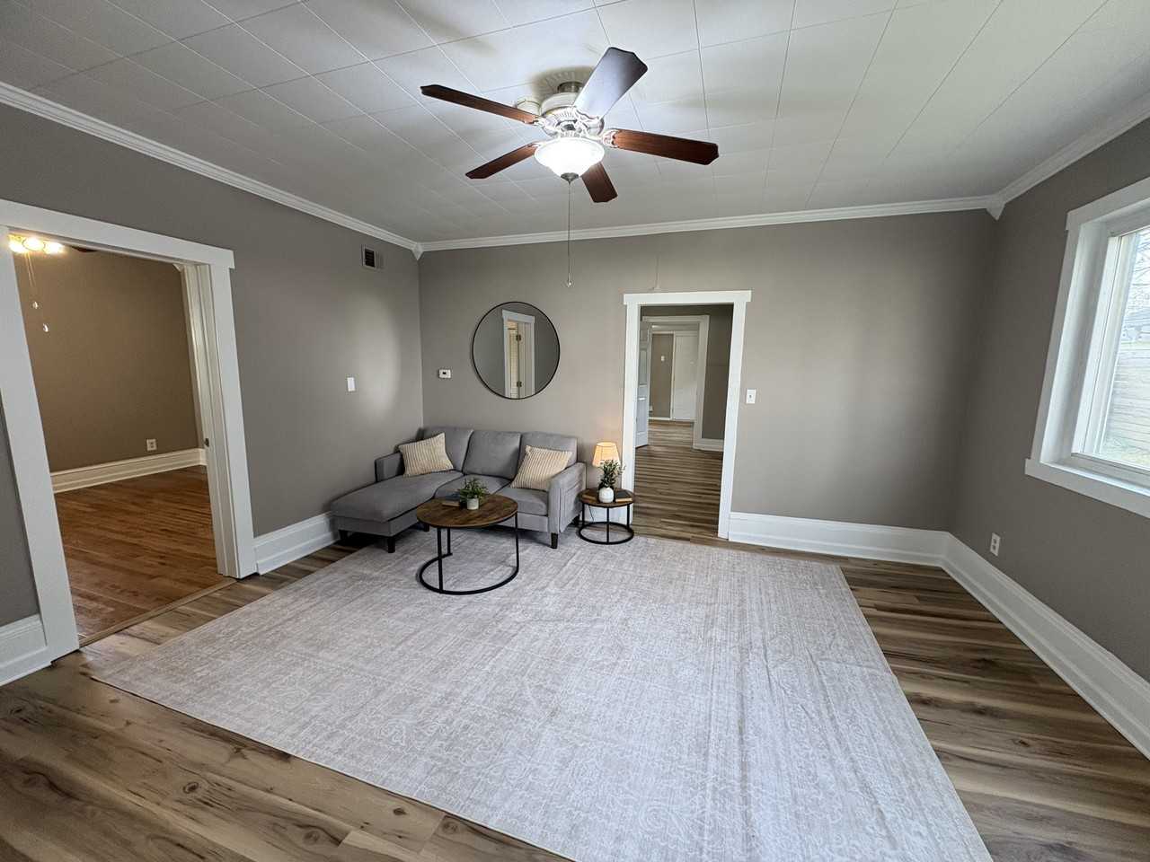 645 Forest Ave - Photo 7 of 25