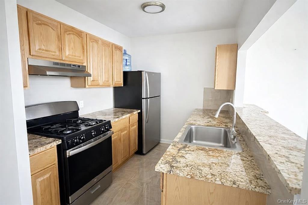 296 Mill St #3 - Photo 3 of 6