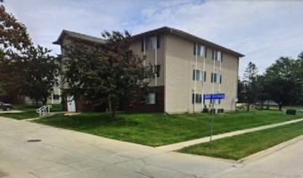 featured image of 10 Zeller Xing #102