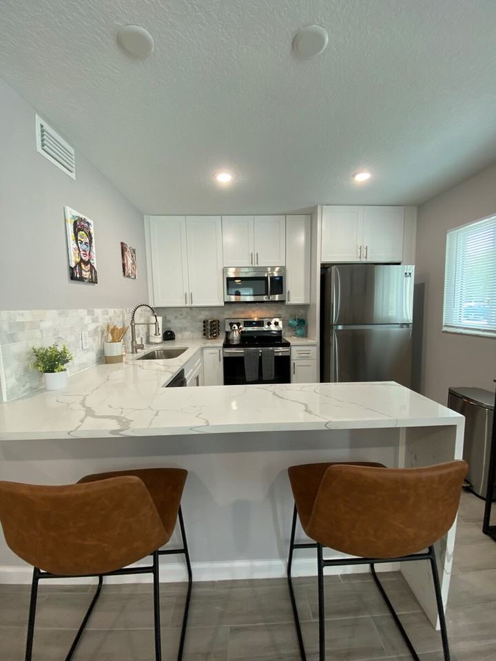 1600 8th St #205 - Photo 3 of 14