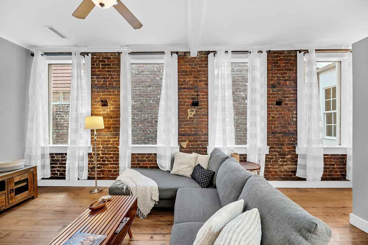 278 King St #1 - Photo 4 of 14