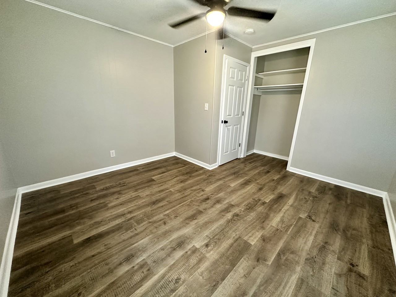 135 Maple St - Photo 6 of 11