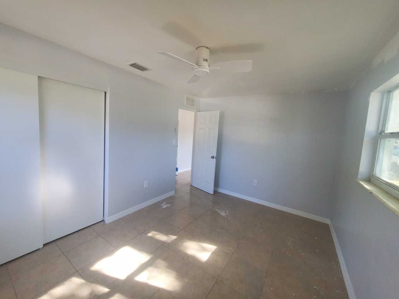 9319 91st Ter - Photo 4 of 6