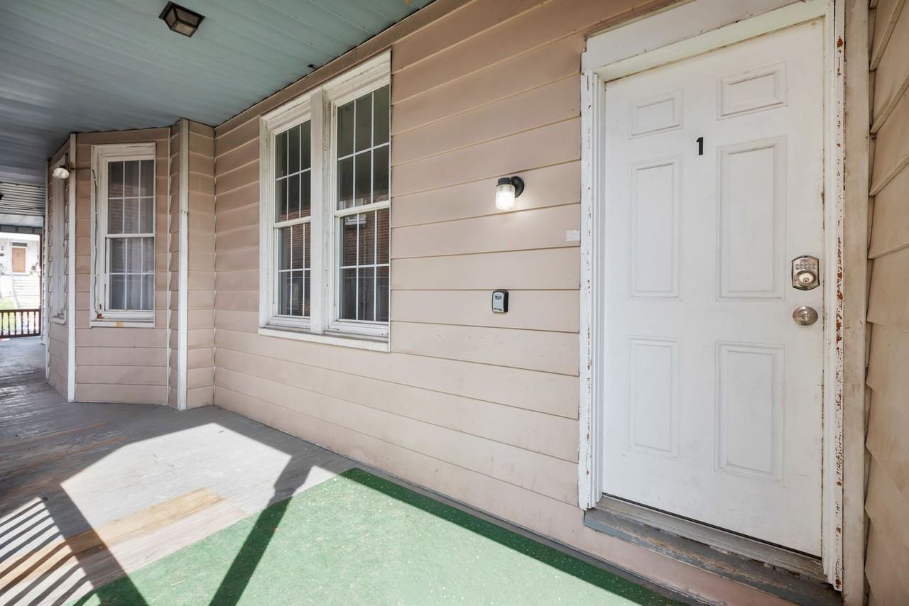 137 N 7th St - Photo 2 of 17