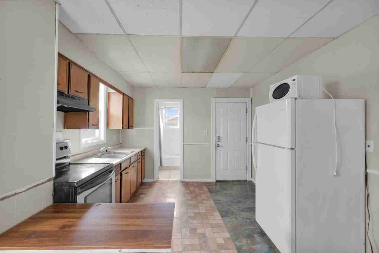 137 N 7th St - Photo 6 of 17