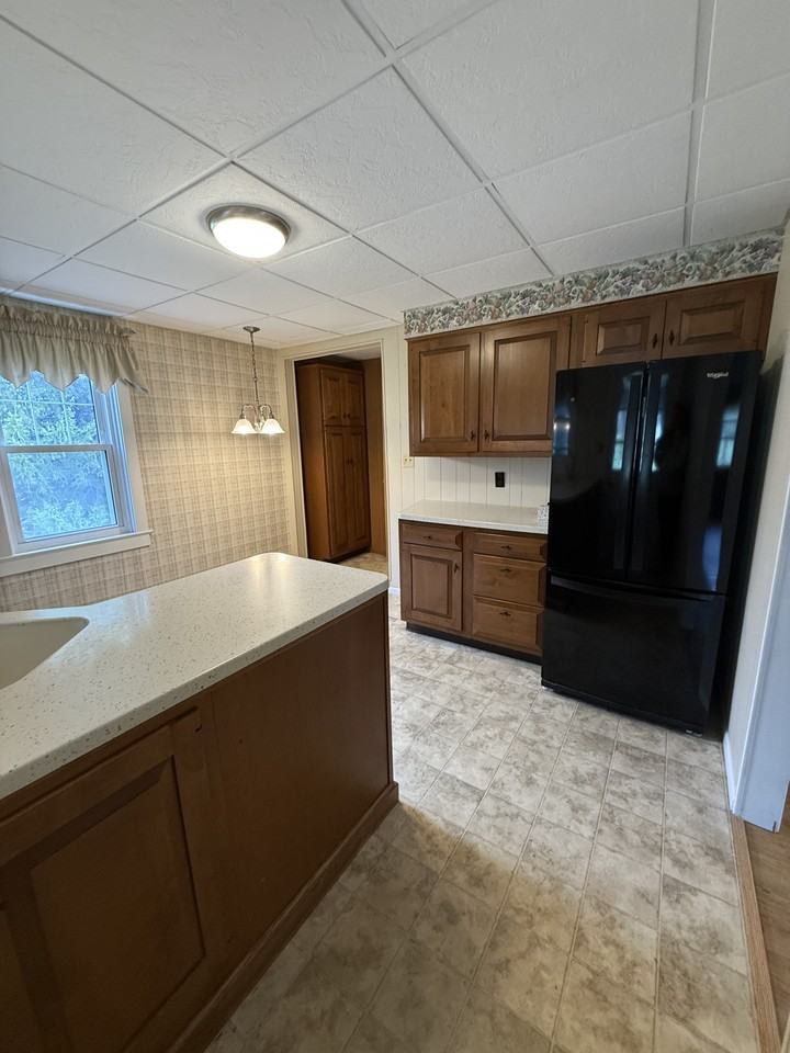 4324 Valley Rd - Photo 5 of 8