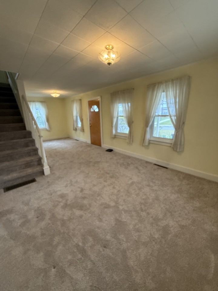 4324 Valley Rd - Photo 7 of 8