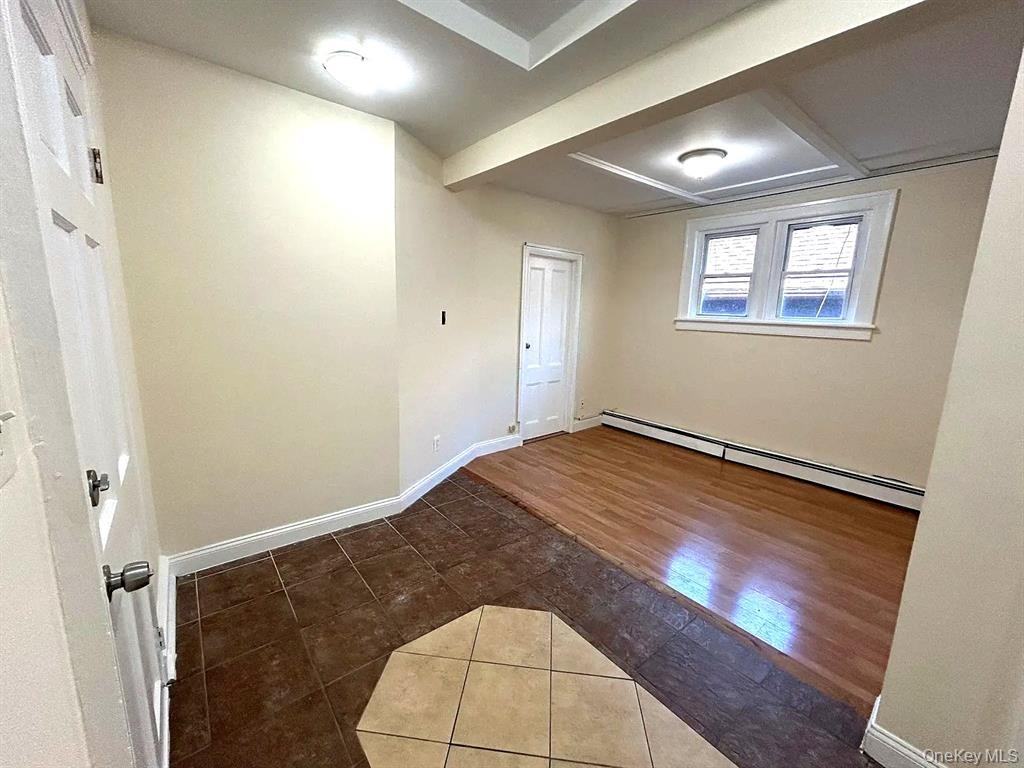 9 Grand St #2 - Photo 3 of 8