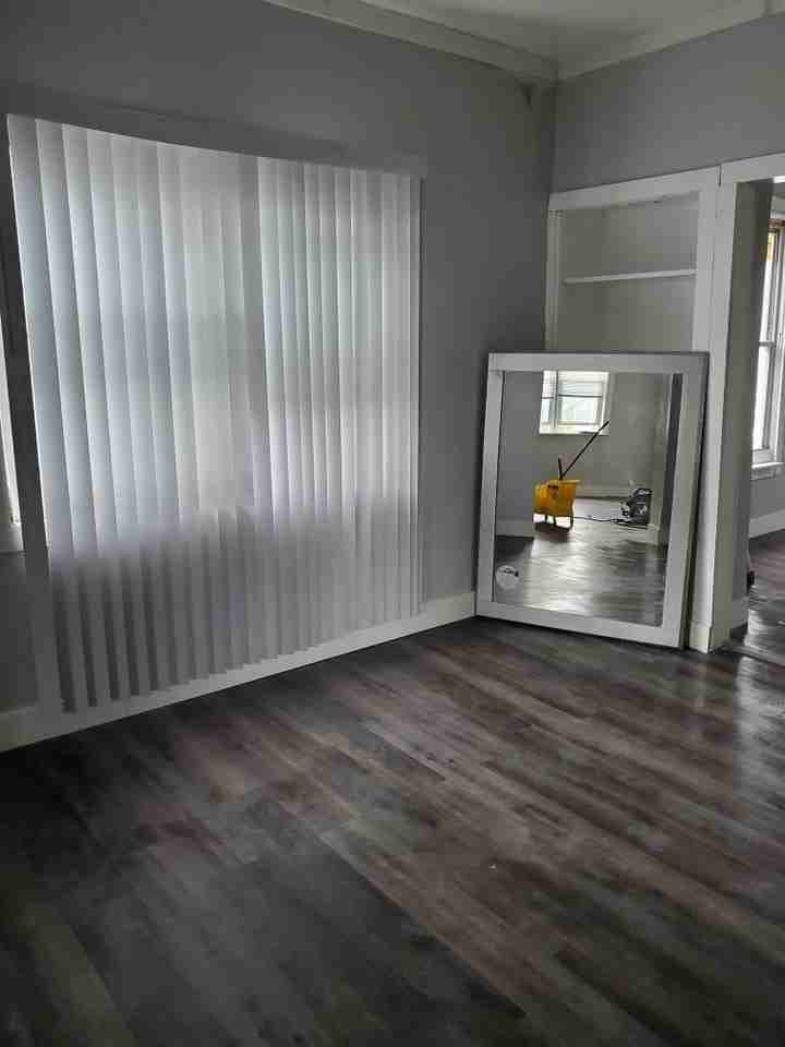 5956 S Green St #2 - Photo 5 of 11