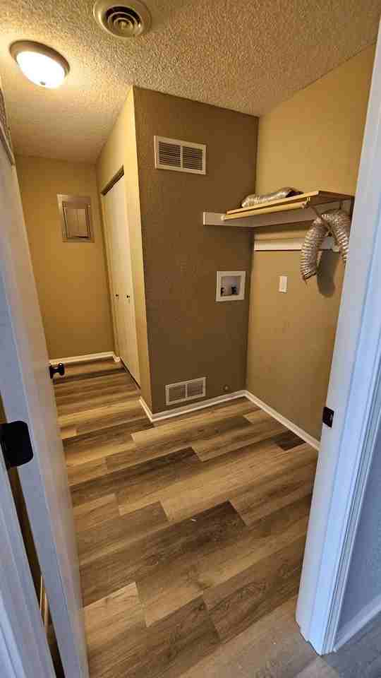 412 N Gilbert St #412 - Photo 7 of 7