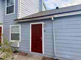 featured image of 811 Orchid Dr #B