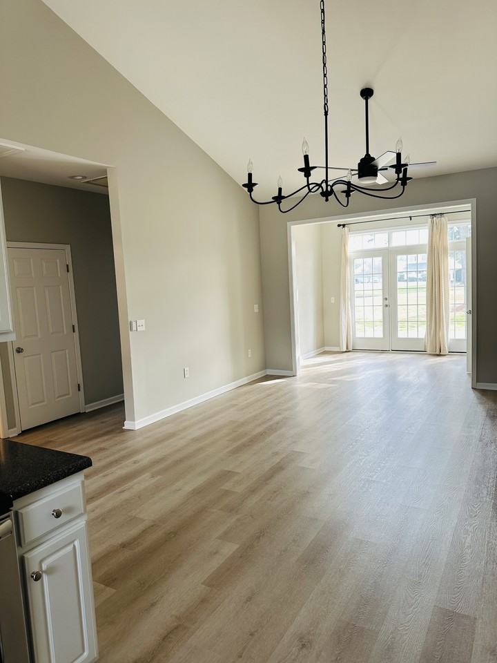 5094 Wyncie Wynd - Photo 6 of 8