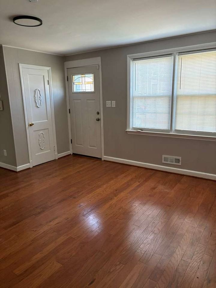 4431 Eldone Rd - Photo 2 of 11