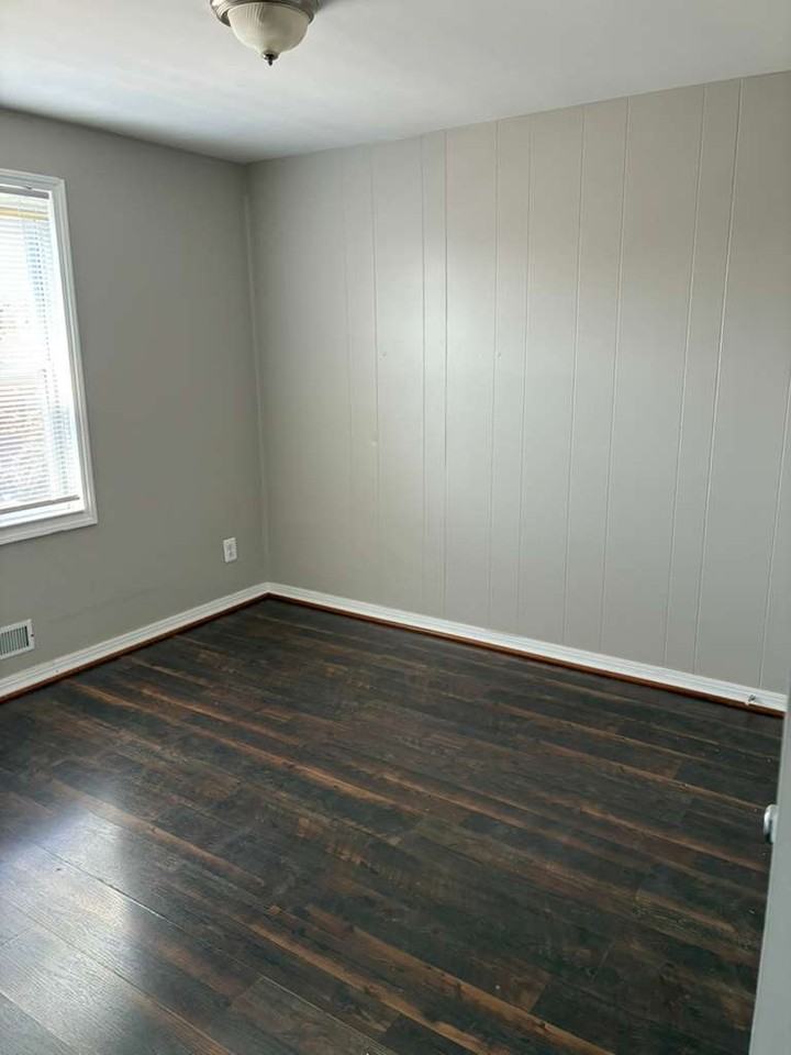 4431 Eldone Rd - Photo 6 of 11