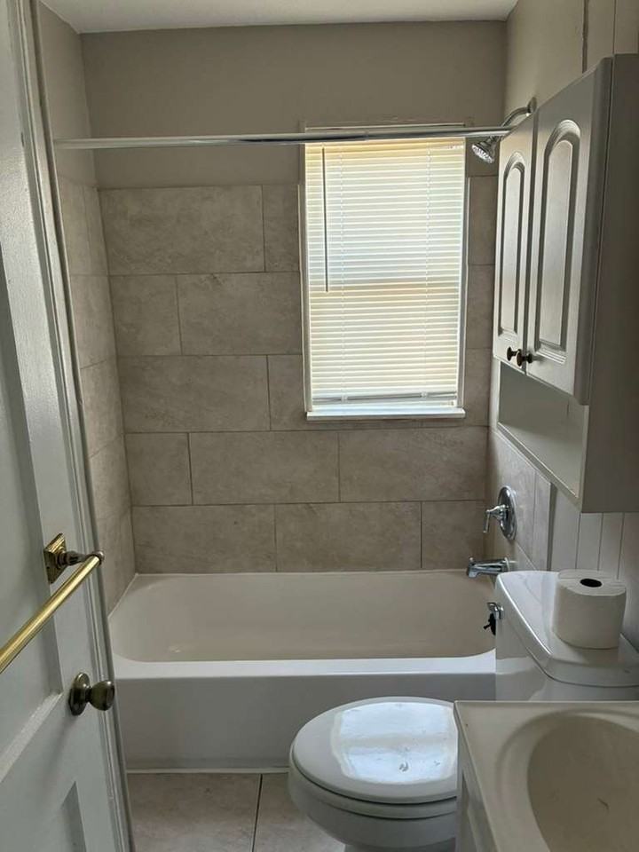 4431 Eldone Rd - Photo 7 of 11